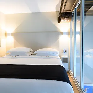 **** Hotel Suites&hôtel Helzear Etoile France